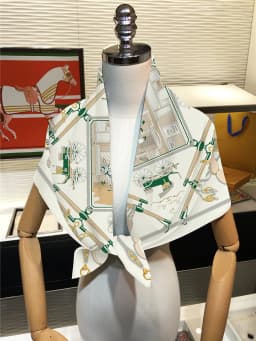 90cm Twill Silk Scarf Shawl Luxury Brand Horse Carriage Chain Square Scarf Women Hijabs Bandana Foulard Neckerchief Head Scarves