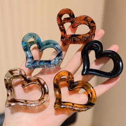 5-Pack Heart Claw Clips – Multi-Color Stylish Hair Grips for All Occasions-Unique Design for Everyday Style