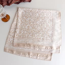 Elegant Floral Print Square Scarf for Women Summer Silk Touch Bandana Lightweight Shawl Neck Scarf Women Classic Multi Use