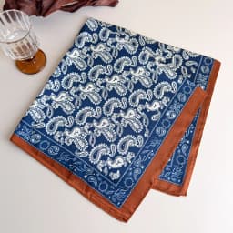 Elegant Floral Print Square Scarf for Women Summer Silk Touch Bandana Lightweight Shawl Neck Scarf Women Classic Multi Use