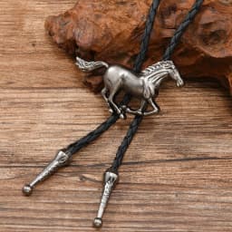 Western Cowboy Bolo Tie Necklace Personality Retro Fashion Horse Pendant Vintage Plating Adjustable Rope Cowboy Rope Necklace