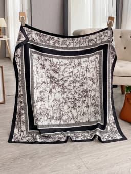 Luxury 90*90cm Square Silk Scarf For Women Fashion Neck Shawl Warps Elegant Neckerchief Bandanas Hijab Soft Stain Ladies Scarf
