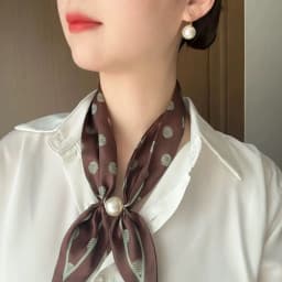 Luxury Design Magnetic Button Summer Silk Scarf Women Magnetic Pearl Necklace Scarves High End Matching Shirt Scarves Ladies