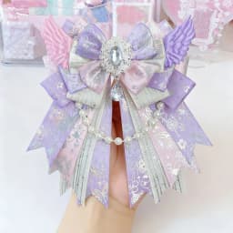 Cute and Chic Sweet Bow Brooch, Large Bow Tie Brooch, Fake Collar, Gemstone Pendant, Bead Chain, Angel Wings, Handmade DIY Finished Product, Anime Lolita Cosplay, Comic Exhibition, Anime Decoration Brooch, Badge, Gumei Backpack, Ita Bag Decoration, Brooch, Bow