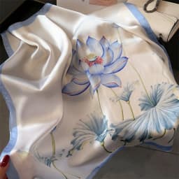 Luxury Brand Silk Square Scarf Women Satin Shawls Neckerchief Casual Beach Scarves Bandana Hair Tie Hjiab Foulard