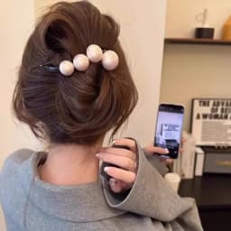 Elegant Pearls Twist Hair Clip for Women Long Hairs Holder Hairpin Barrette Sweet Hair Ornament Headband Fashion Hair Accessorie