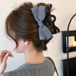 1pc Korean-style fashionable denim bow hair claw, 2025 new fashion sense hair clip large shark clip hair accessory for women