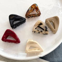 Women's Small Triangular Acetic Acid Hair Clip - Delicate Hair Accessories