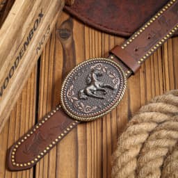 A PU Belt Suitable for Both Men and Women, Combining the Style of Western Denim and Retro, Is Perfect for Daily Casual Outings