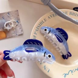1Pcs Creative Ocean Sardine Hair Clip Cute Shark Texture Ponytail Holder Female Hair Ornament Clip