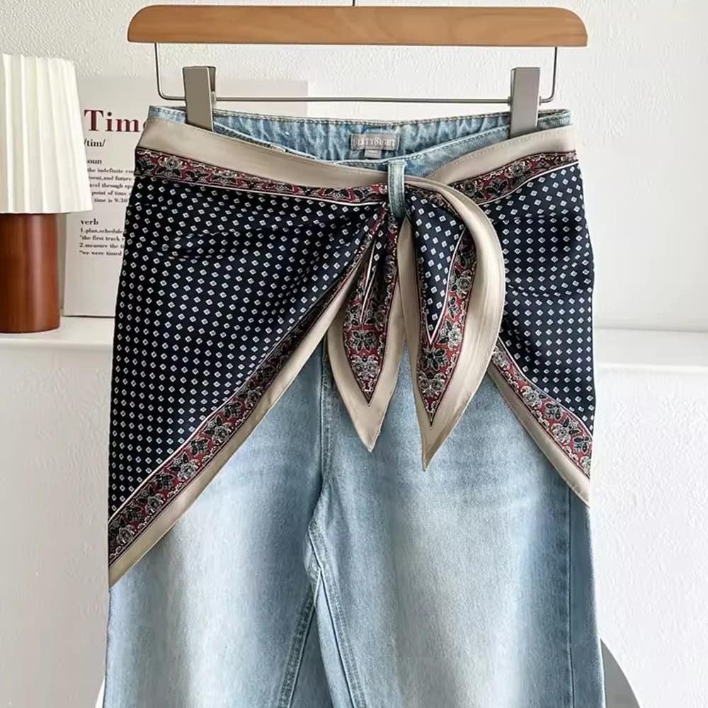 1pcs High-End Retro Fashion Triangular Binder Headcloth Women's New Niche Fashion All-Matching Scarf Jeans Belt Triangular Scarf