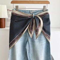 1pcs High-End Retro Fashion Triangular Binder Headcloth Women's New Niche Fashion All-Matching Scarf Jeans Belt Triangular Scarf