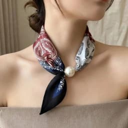 High End Chic Lazy Scarf Lightweight Convenient Magnetic Buckle Scarf Polyester Printed Design Pearl Decoration Scarf Vacation