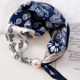 High End Chic Lazy Scarf Lightweight Convenient Magnetic Buckle Scarf Polyester Printed Design Pearl Decoration Scarf Vacation