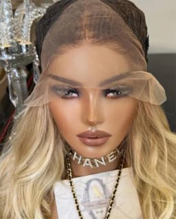 Golden Blonde Synthetic Blend Lace Front Wig Wavy 13x4 Hair Blonde Ombré Rooty Hair Natural Realistic Hairline Look 150% Density