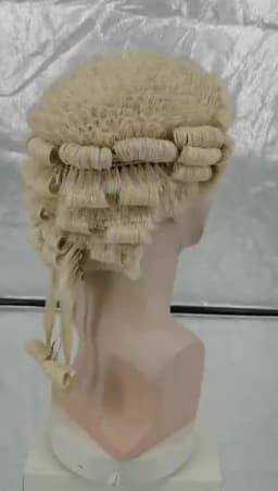Synthetic Hair Men Lawyer Wigs 613 Blonde Heat Resistant Fiber Handmade Comfortable to Wear Judge Lawyer Cosplay Use Hair Wigs