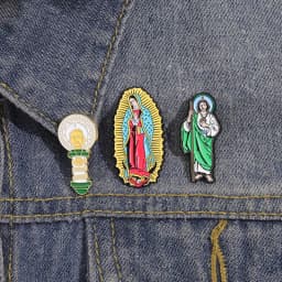 Our Lady Of Guadalupe Enamel Pins Golf Ball Hat Clips Golf Training Accessories Baseball Cap Cartoon Decorative Clip for Golfer
