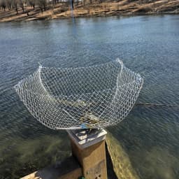 1pc anti Bite Wire Crab Cage, Underwater Elastic Shrinkage Fishing Net, 60cm Diameter, Professional Underwater Fishing equipment