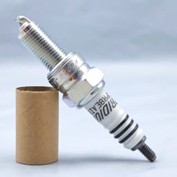 1pcs Original NGK Iridium Spark Plug CPR8EAIX-9 #96067 Upgrade CPR8EA-9 CPR8E