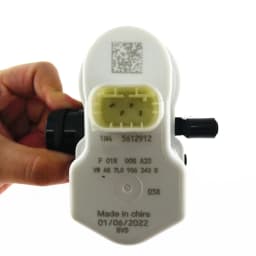 Fuel Vapor Leak Detection Pump 7L0906243D For Audi A7 Q3 Q6 VW Golf Jetta MK5 MK6 Passat Tuguan Beetle 7L0 906 243A