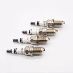 Hot Sale Original Iridium Platinum Spark Plug TORCH K6RTIP Replace for Candle PFR6B Champion RC8WYP4 Denso IK20TT for F5DP0R