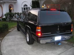 For 2000-2006 Chevy GMC Suburban Yukon XL 1500 2500 Tahoe LED 3rd Brake Stop High Mount Cargo Light Lamp 12V