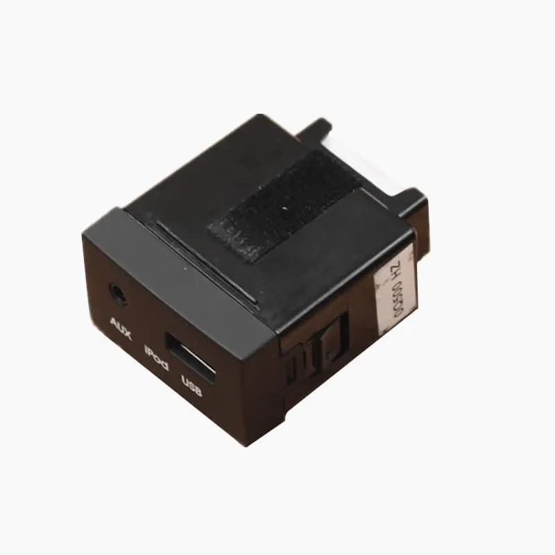 961202r000 961202r500 AUX USB Reader IPod AUX Port Adapter for HYUNDAI I30 2009+