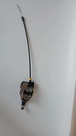 For Land Rover Discovery 3/4 LR3 LR4 FUG500010 LR017470 Door Tail Lock Or Control Tailgate Actuator FQR500080 FQR500220
