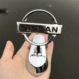 Metal Car Bonnet Sticker for Nissan Logo Altima Almera Titan Teana Leaf Qashqai Juke Note Narava Frontier Auto Hood Cover Emblem