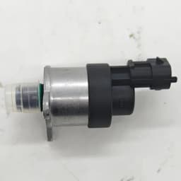 0928400481 Fuel Pressure Regulators Control Solenoid Valve Oil Pressure Regulator For CUMMINS DAF IVECO FIAT 961280670014