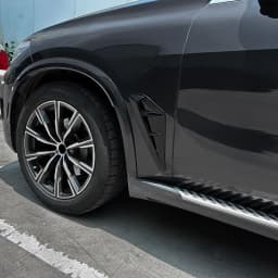 Car Side Air Fender Intake Vent Spoiler Cover For BMW X5 G05 M-Sport 2019 2020 2021 2022 Glossy Black ABS Shark Gilles Trim