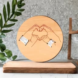 Newborn Engraved Keepsake Holder Photography Accessories Personalized Name Baby Gift Memorial Day Gift 