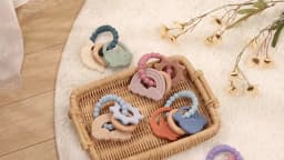 1pc Silicone Teether,Food Grade Baby 0-12 Toys,ToddlersTeething Ring Sensory Toys,Silicone Planet Teether Bracelet Accessories