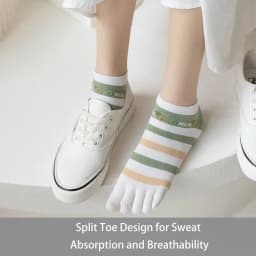 3 Pairs of Women's Spring and sSummer Season Cute and Sweet Fashionable Striped Flower Comfortable Five-finger Split-toe Socks