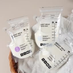 60 Pack Temperature Sensitive Breast Milk Storage Bags -Food Grade PE, Transparent with Measurement Lines, Disposable & Leakpro