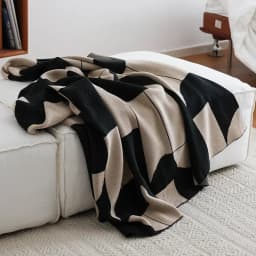 Nordic Geometric Throw Blanket Knitted Sofa Cover Home Decorative Cover Luxury Nap Bed Blanket Black And Coffee Soft Shawl Warm