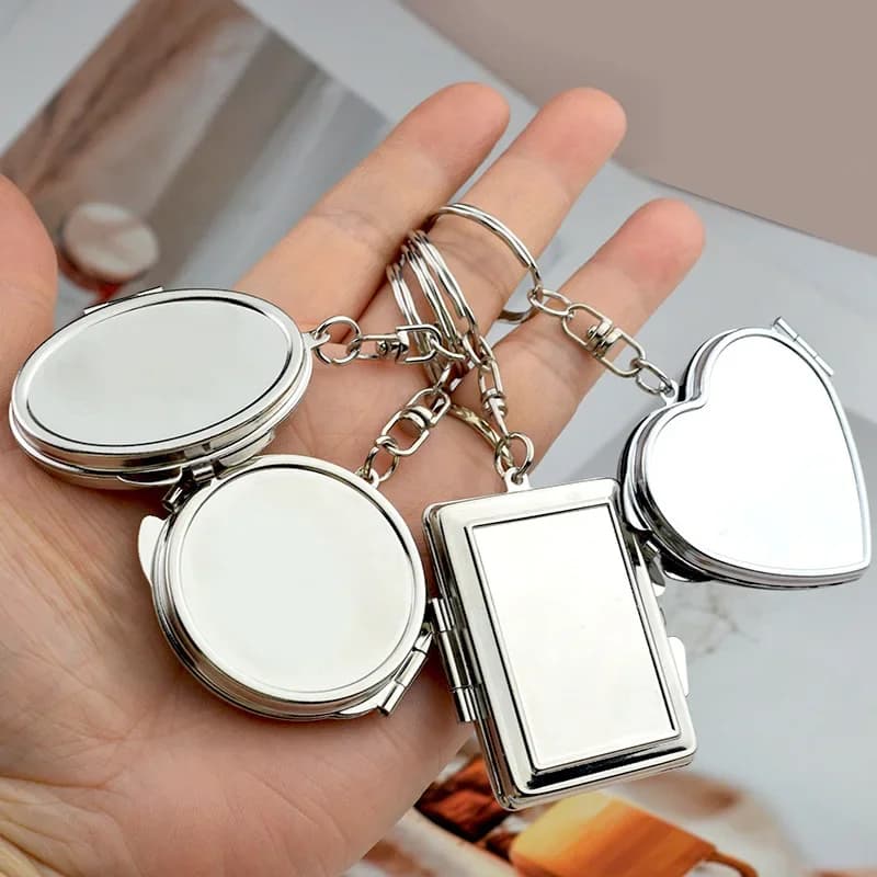 Mini Keychain Mirror Folding Pocket Double Makeup Mirror Heart-Shaped Round Cosmetic Mirror Small Portable for Travel