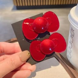 Kawaii Hello kitty bow hair clip, cute cartoon fashion clip, cute hair clip for girls, versatile hair accessories, holiday gift