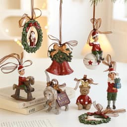 2026 Xmas Tree Pendant Cartoon Painted Santa Claus Elk Bear Christmas Stocking Resin Pendant Christmas Party Decorations 1pc