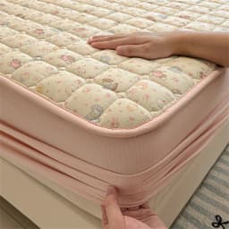 Breathable Soft Mattress Cover Fitted Sheet, Antibacterial Anti-Mite All Season Mattress Protector Non-Slip Silent Single/Double