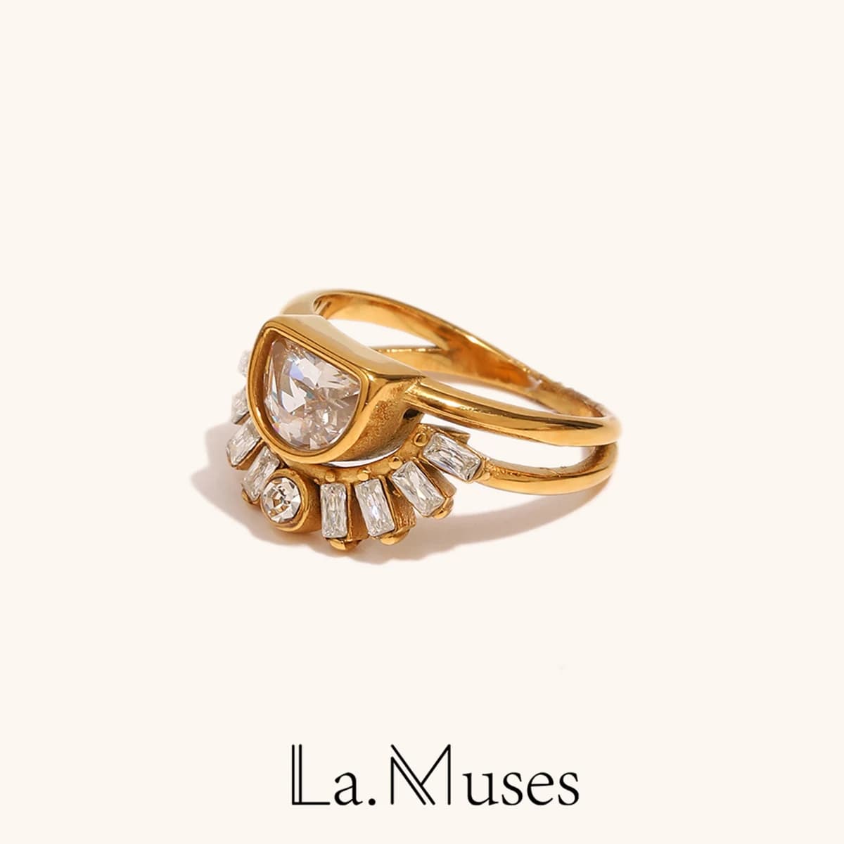 La. Muses Shining Zircon Sun Shaped Stainless Steel Women's Ring PVD Gold Plated Fashion Finger Jewelry Accessories