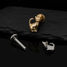 Right Grand ASTM F136 Titanium Black Cat Cartilage Earring 16G Gothic Halloween Helix Tragus Stud Piercing Jewelry