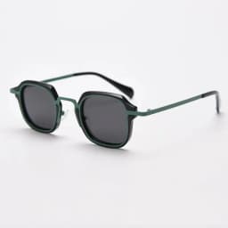UVLAIK Metal Punk Sunglasses Women Luxury Brand Vintager Sun Glasses Men Irregular Square Hip Hop Sunglass Shades UV400