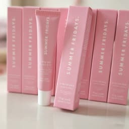 Summer Fridays New Lip Balm Vanilla Beige Birthday Cake Pink Sugar Guava Toasted Marshmallow Moisturizing Lipstick Lip Gloss