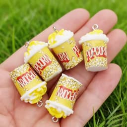 10pcs 3D Strawberry Cake Charms Cute Resin Pendants for Jewelry Making Handmade Earrings Bracelet Necklace Key Chain Accessories