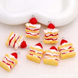 10pcs 3D Strawberry Cake Charms Cute Resin Pendants for Jewelry Making Handmade Earrings Bracelet Necklace Key Chain Accessories