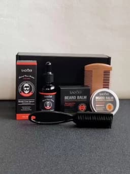 SADOER Men's Beard Oil Care and Beauty Kit, deeply moisturizing, rich in nutrients, intensive hair essence, smooth and styled