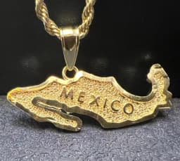18K Gold Plated Betty Boop Necklace Poker Butterfly Pendant Necklace