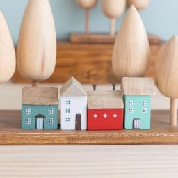 4Pcs Small Wooden House Ornament Miniature Building Table Desktop Home Decor Nordic Style Crafts Christmas Birthday Gifts