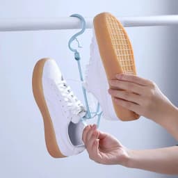 1PC Hanging Shoe Hook Balcony Drying Shoe Rack Dormitory Balcony Hanging Shoe Rack Plastic Storage Rack